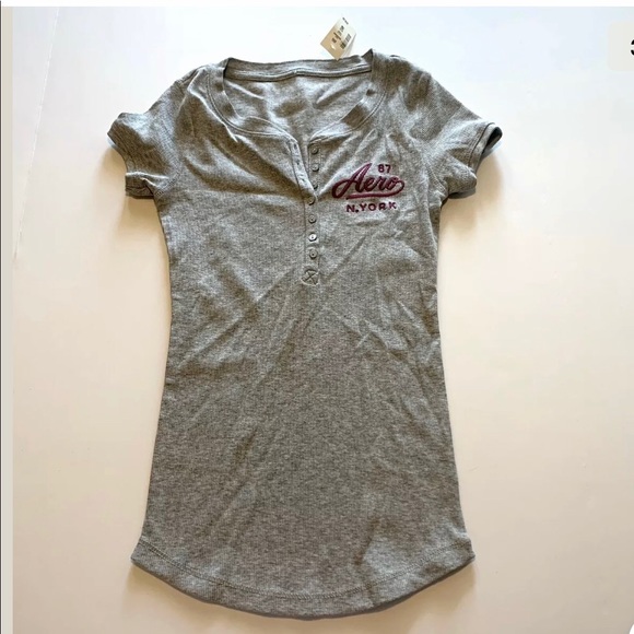 Two Aeropostale short sleeve shirts small - Picture 3 of 5